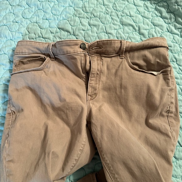 Express - Picture 6 of 7